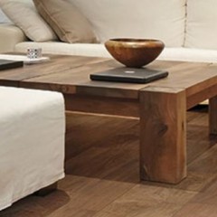 How to Keep Your Wood Floor Damage-Free During a Busy Christmas
